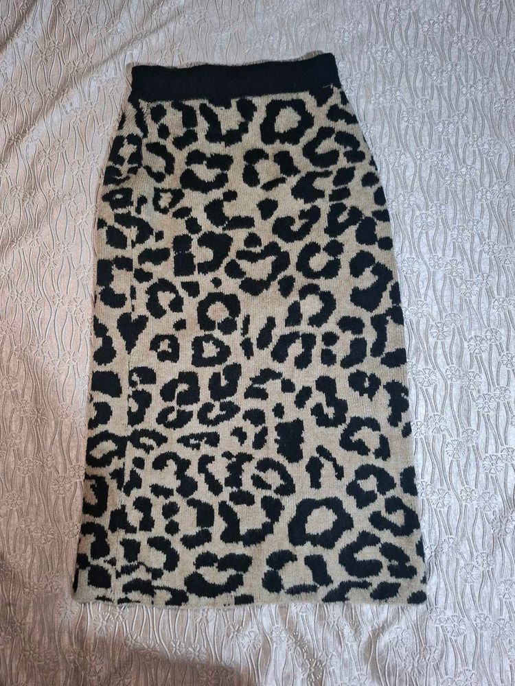 leopard print midi skirt