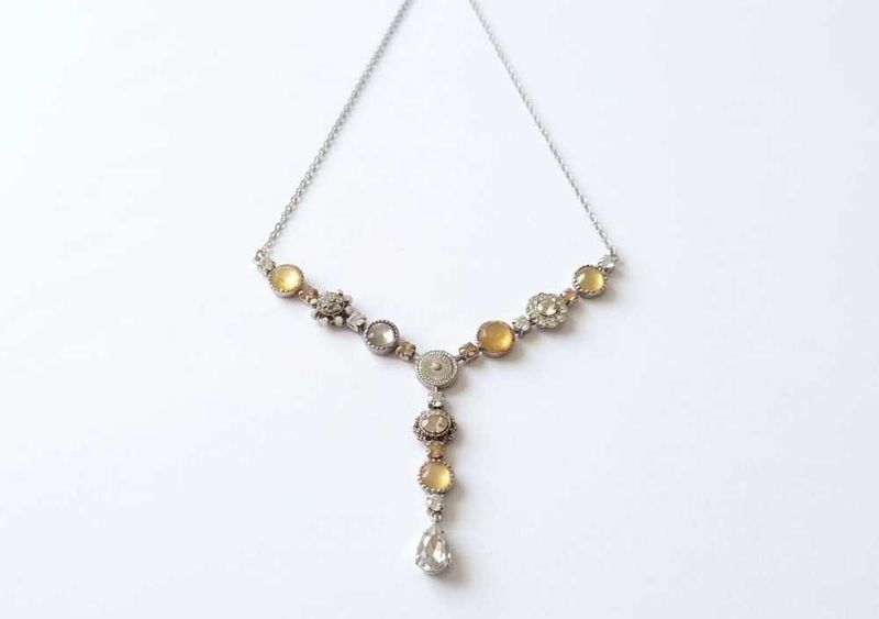 Honey Glow 🍯 Minimalist Aesthetic Y - Necklace