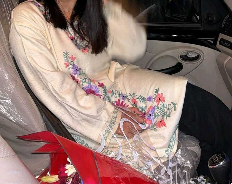 Embroidered Cream Kurta