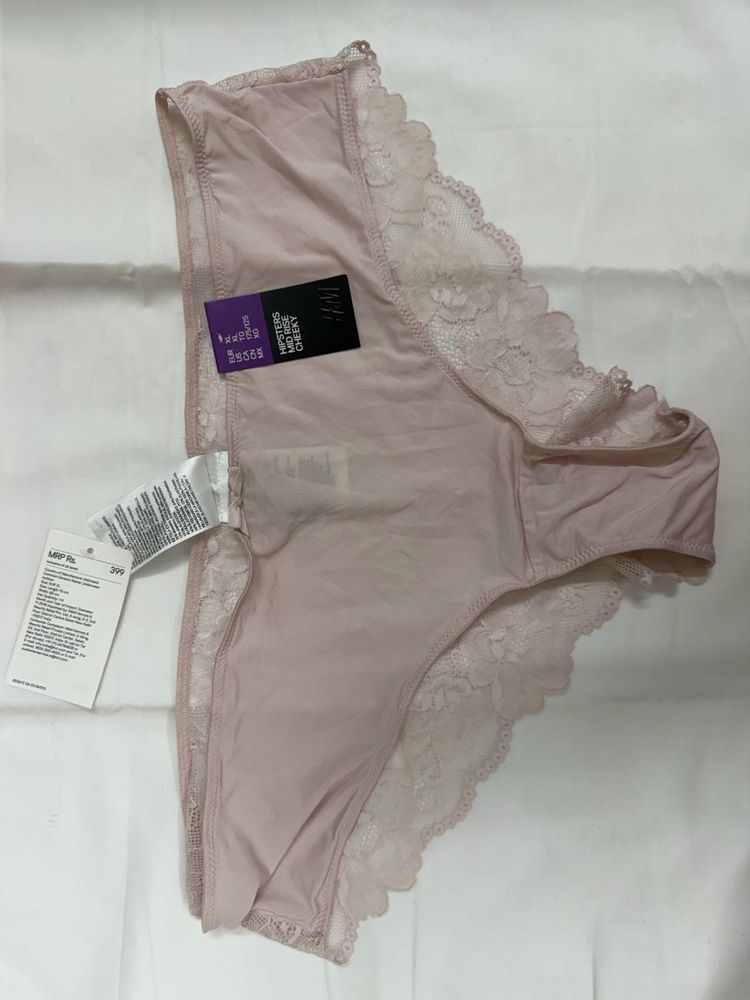 H&amp;M Lace Trim Pink Hipster Panty