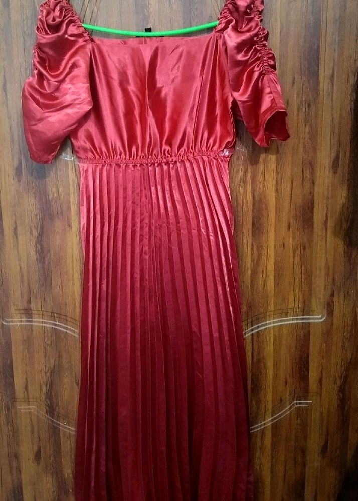 U&amp;F Crepe Maxi Dress (Maroon)