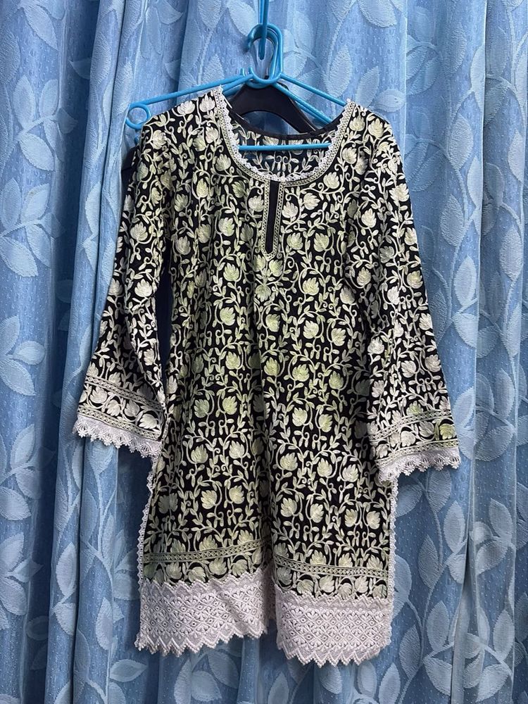 Black Kashmiri embroidered kurta