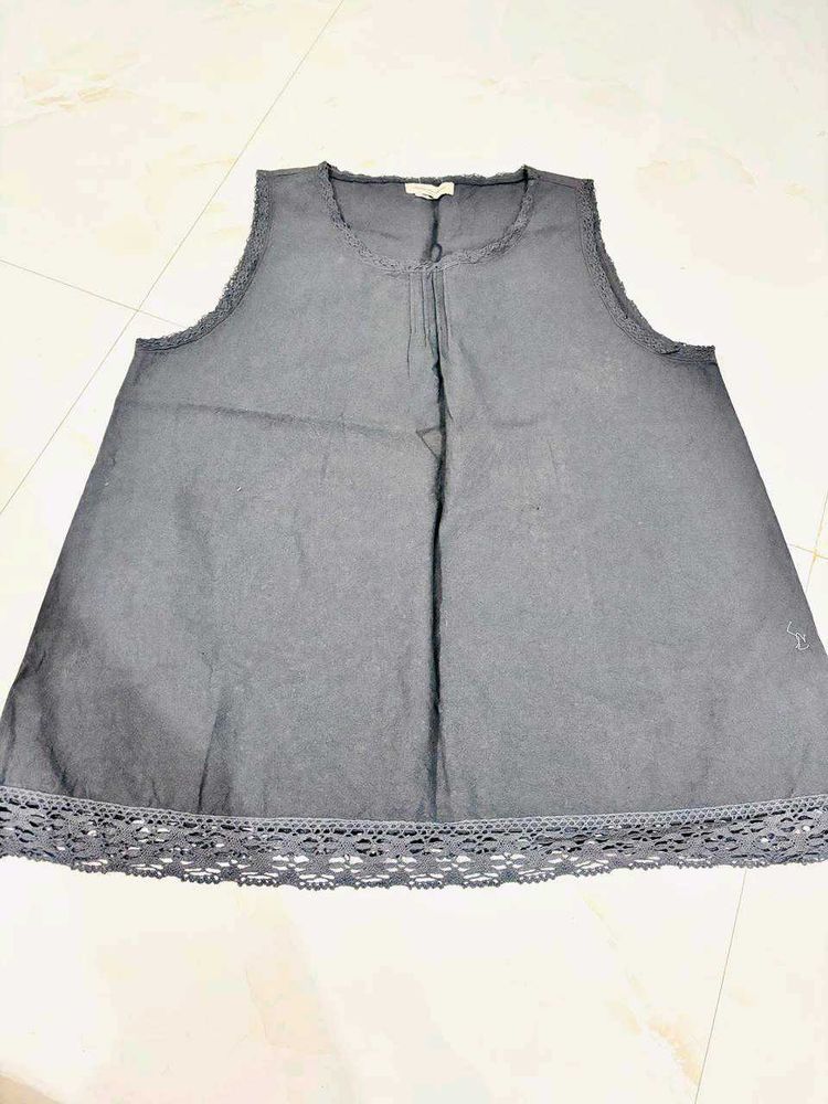 Stylish Grey Lace Trim top
