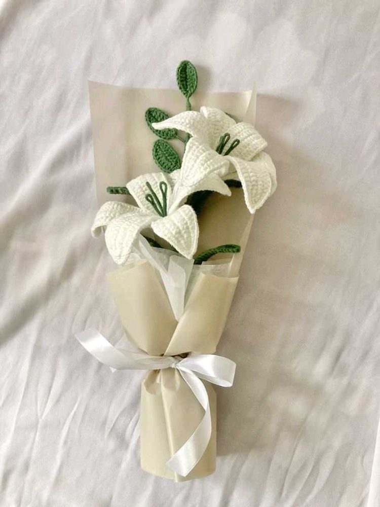 Crochet Lily Bouquet