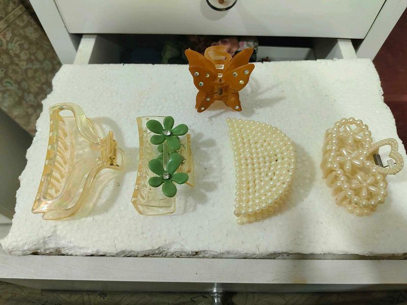 assorted Hair Clips