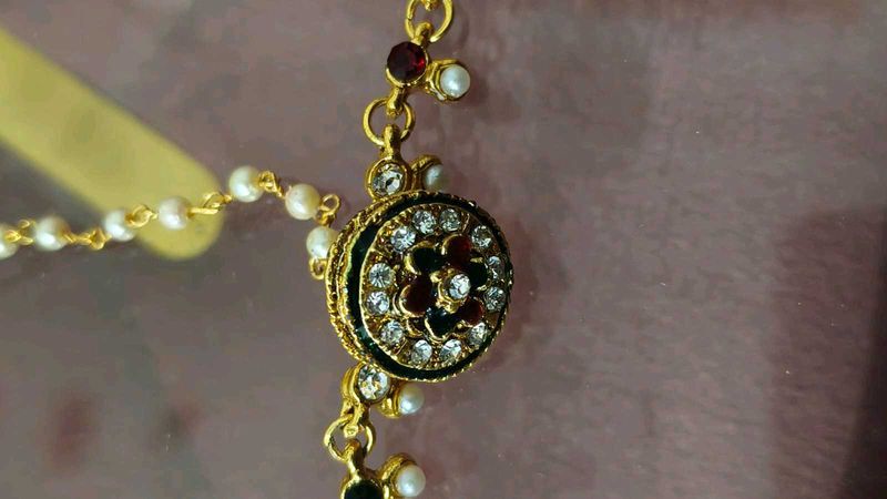 Indian Kundan Maangtika