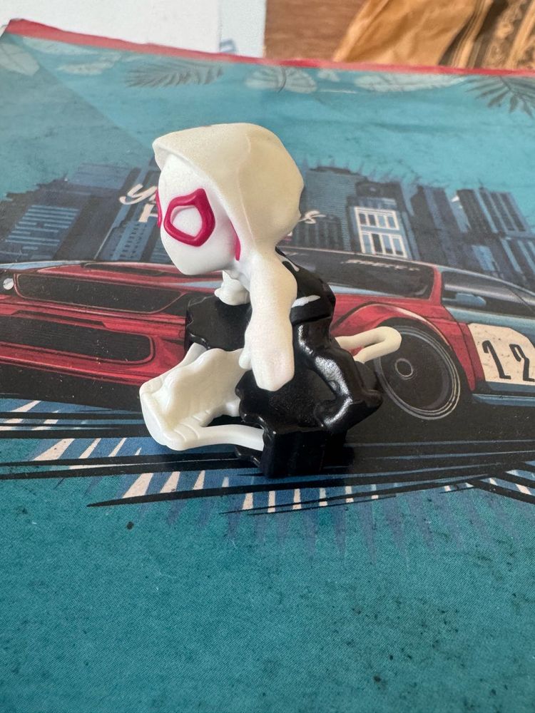 Gwen Stacy Spider-Man Figure(without manual)