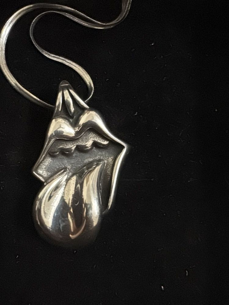 CHROME HEART X ROLLING STONE PENDANT