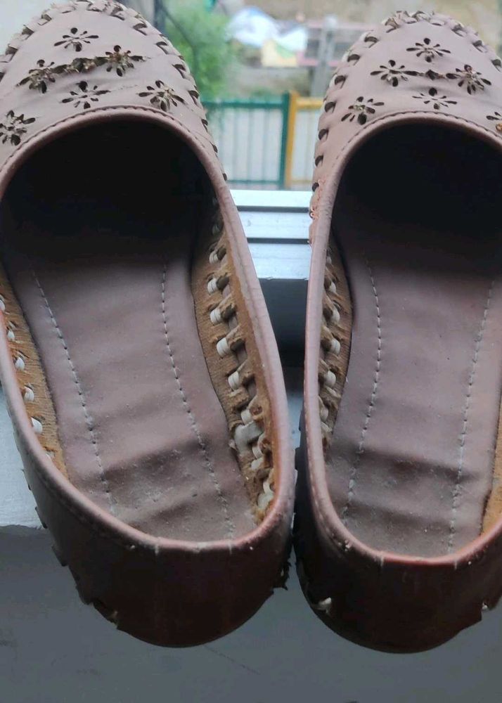 Embroidered Flat Sandals