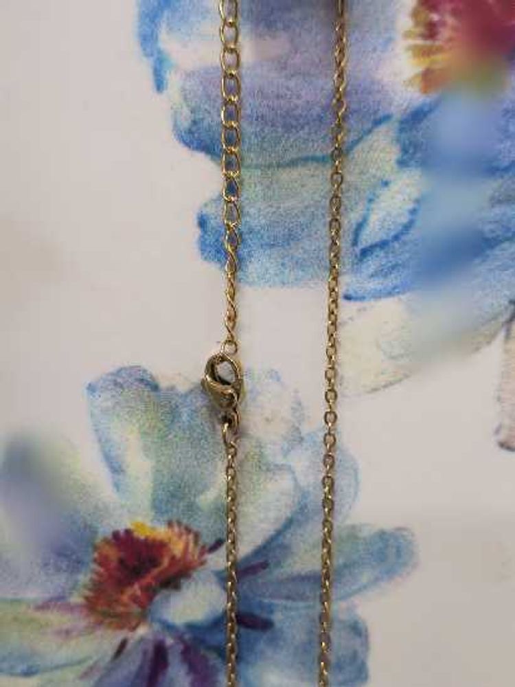 Elegant Gold Chain Necklace