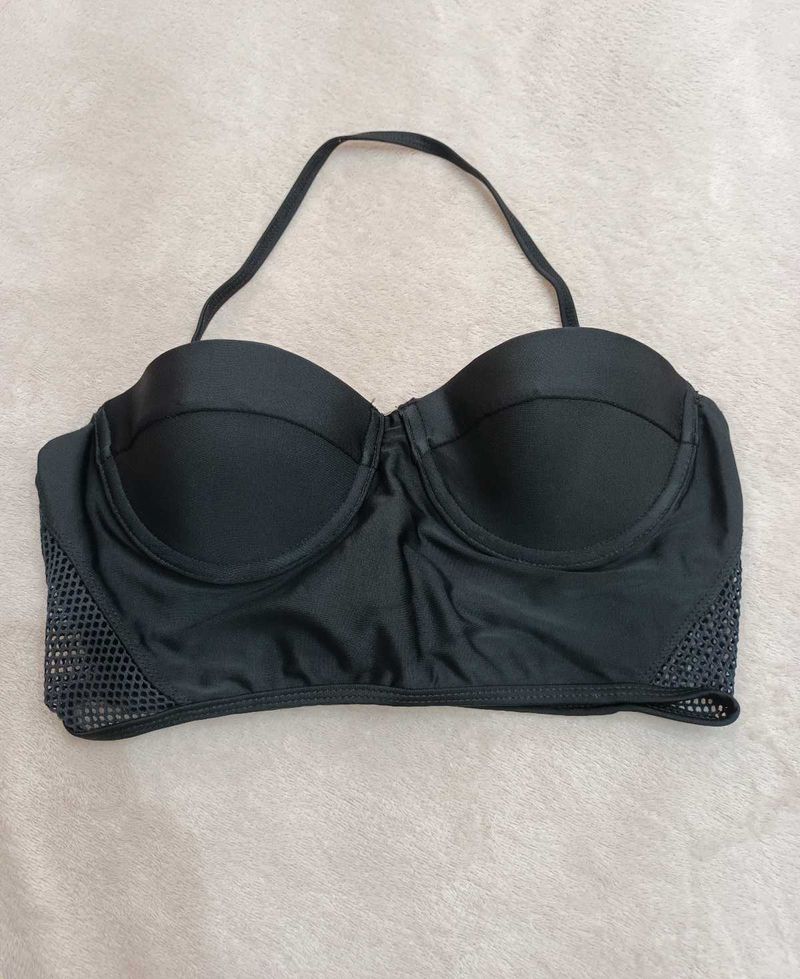 Stylish Black Bandeau Bikini Top