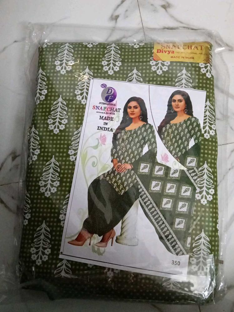Stylish Green Printed Kurta Set