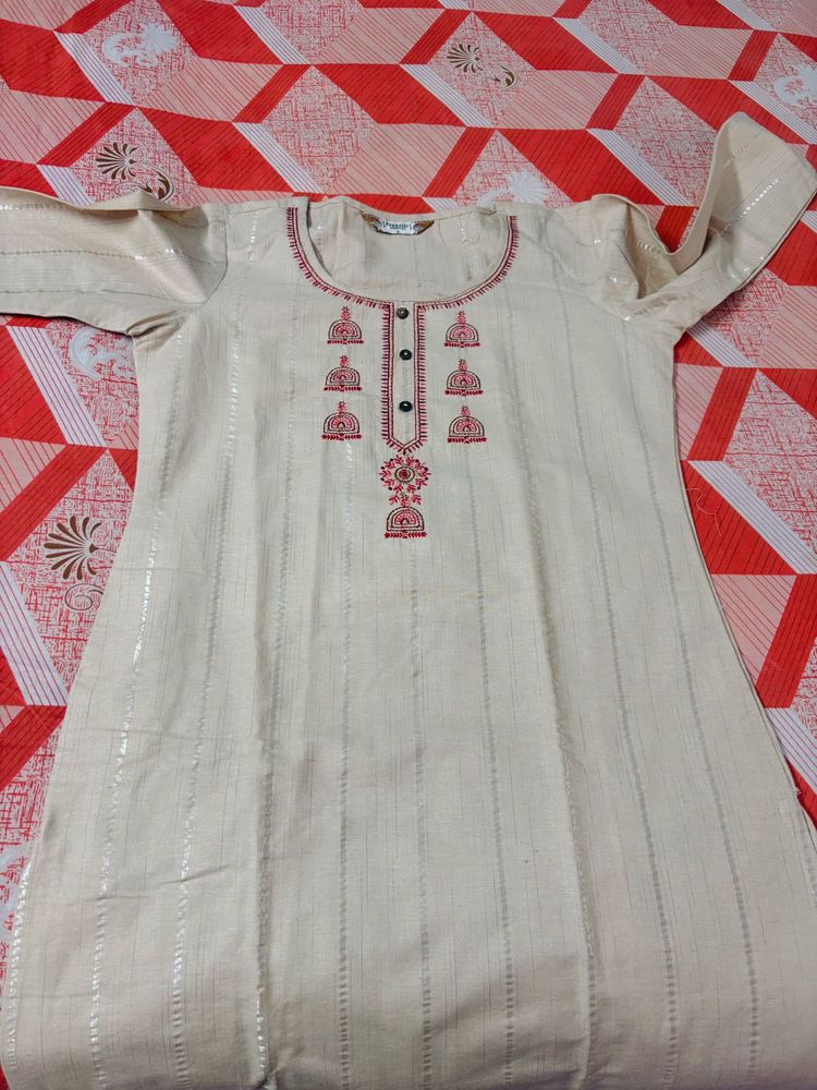 Elegant Embroidered Kurta
