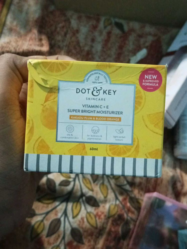 Dot &amp; Key Vitamin C+E Super Bright Moisturizer