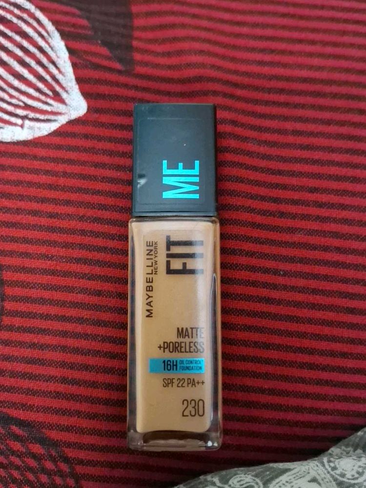 Maybelline Fit Me Foundation 230
