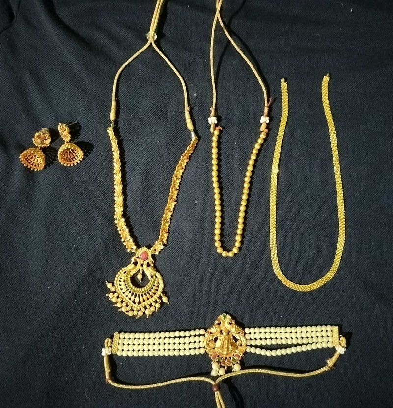 Exquisite Gold-Plated Jewellery Set