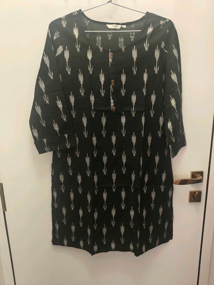 Max Ikat Kurta