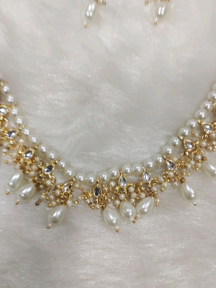 Fresh Water Pearls Necklace Set