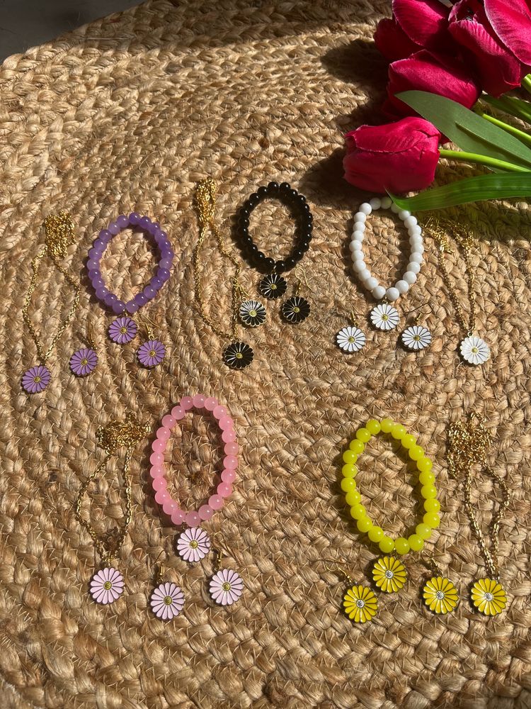 Charms Braslet Erring And Chain Combo