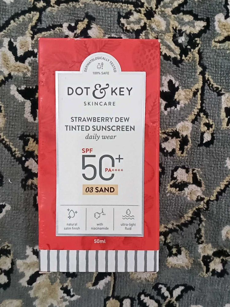Dot &amp; Key Strawberry Dew Tinted Sunscreen SPF 50