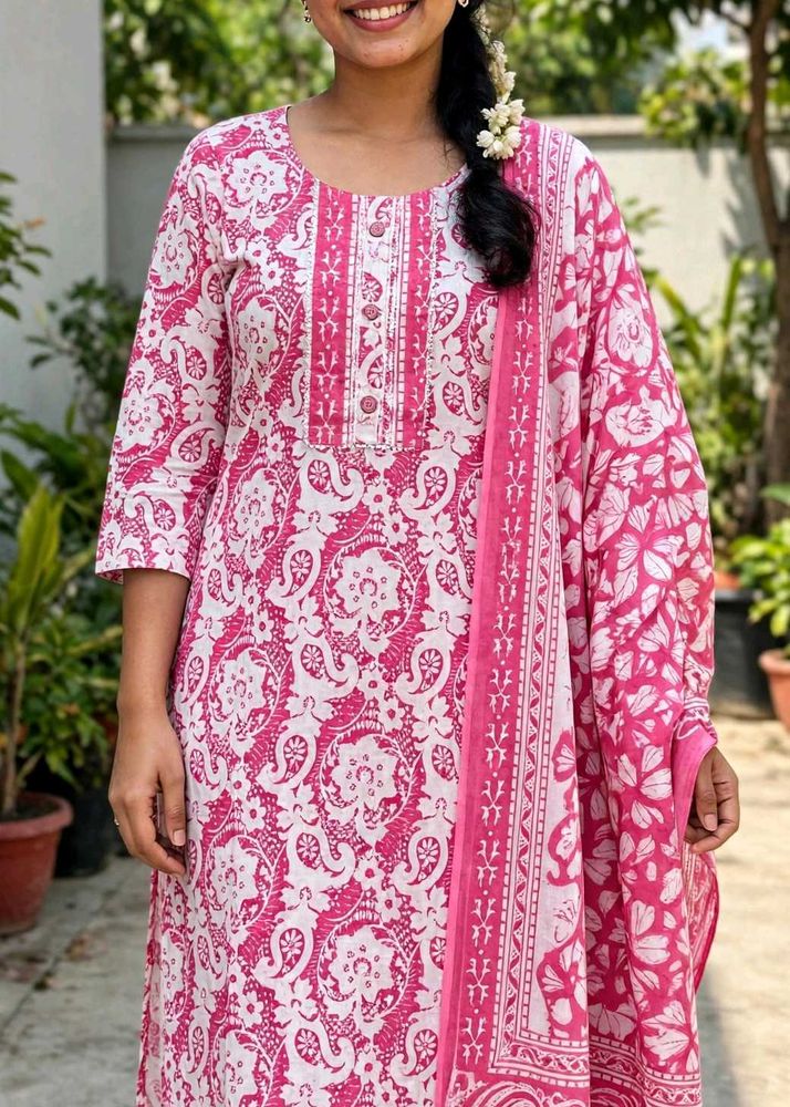 Pink Floral Print Kurta Set with Dupatta