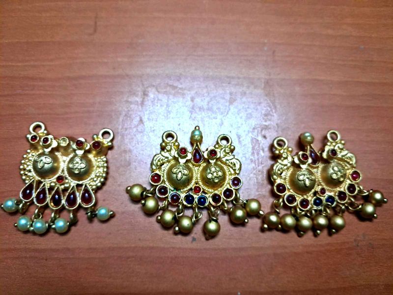 Exquisite Traditional Gold Pendants