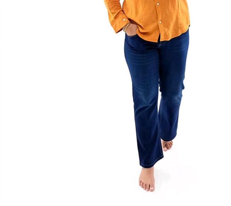 Vintage Wide-Leg Denim Jeans