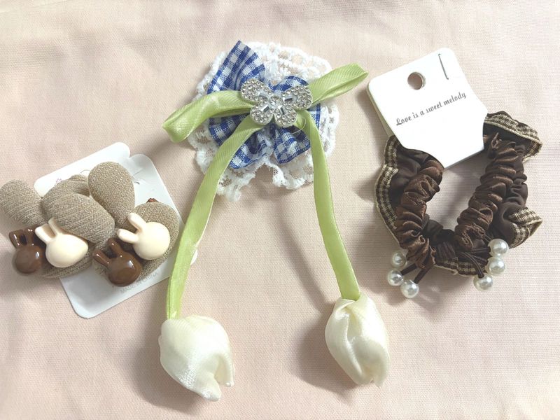 Cute Hair Accessories Set of 3(brand new)