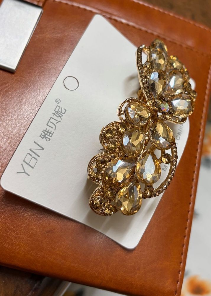 Elegant Rhinestone Hair Clip