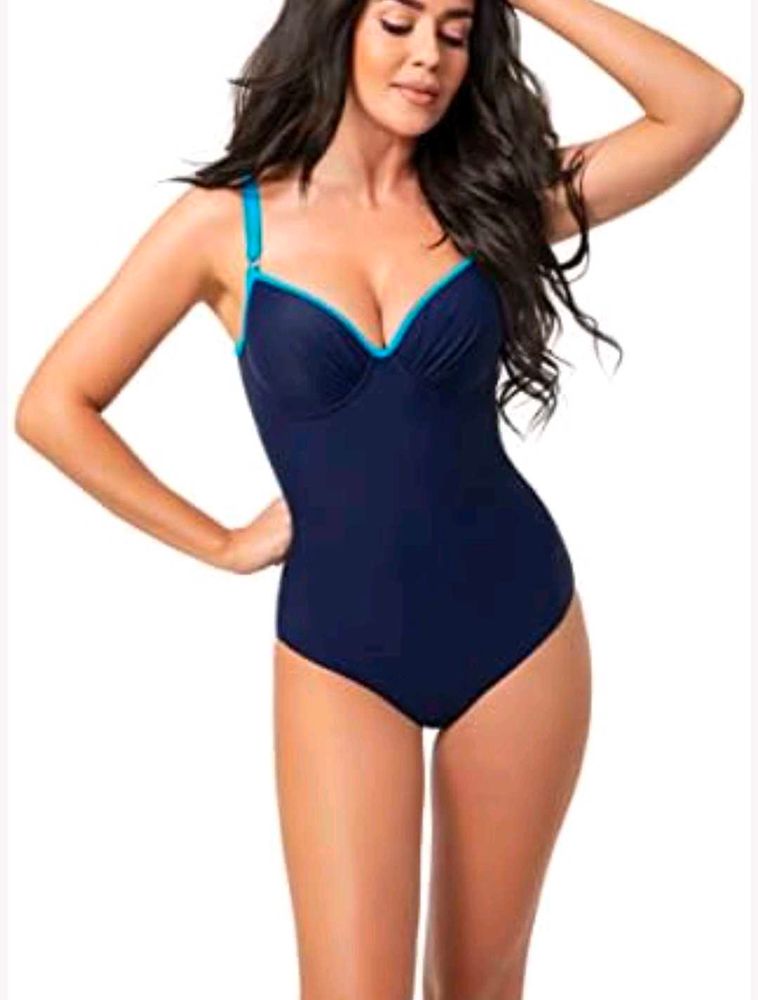 Very Sexy And Beautiful Swimsuit