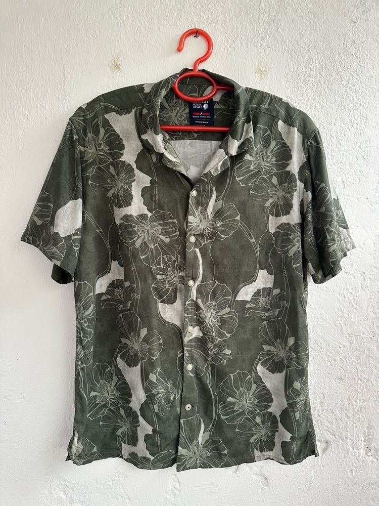 Men's Floral Print Short Sleeve Shirt