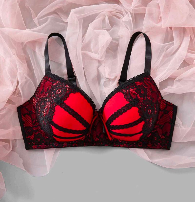 very sexy lace bra with beautiful thong👍