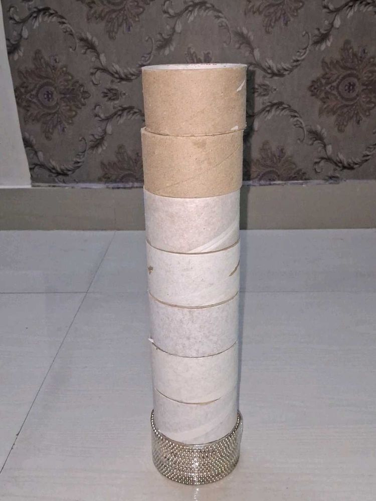 Set of 8 Unique Napkin Rings