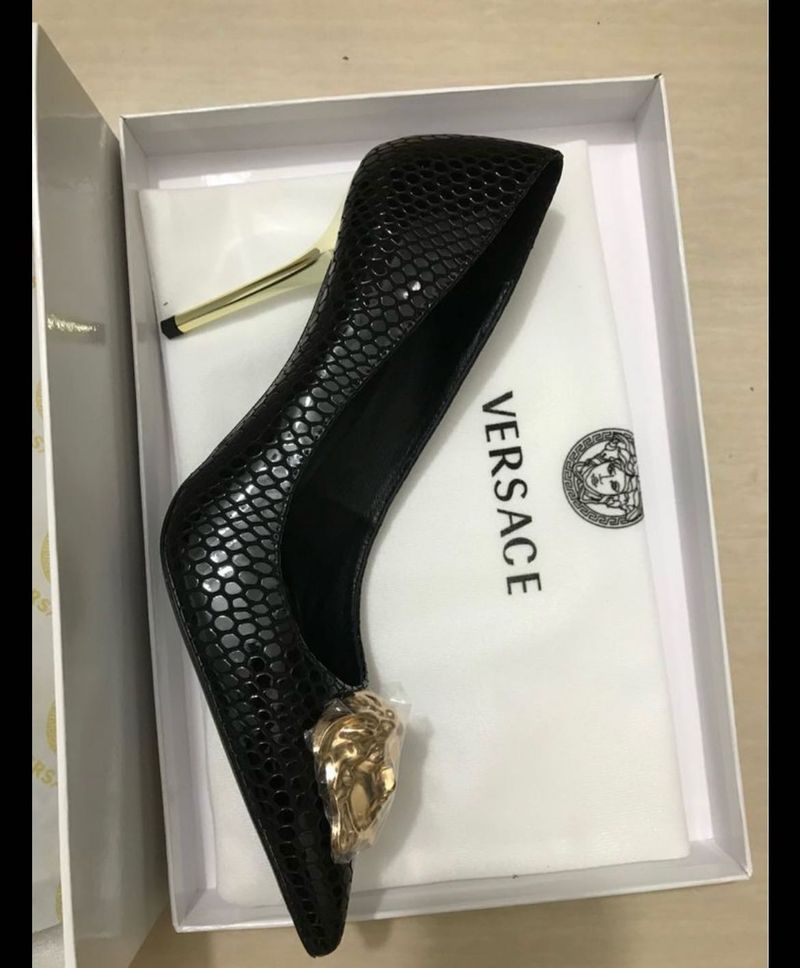 Versace replica Black Heels - Stunning Design