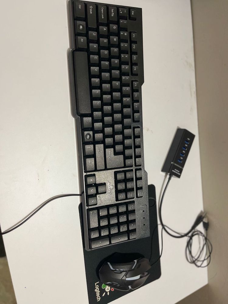 Keyboard  + Mouse Pad + USB Hu