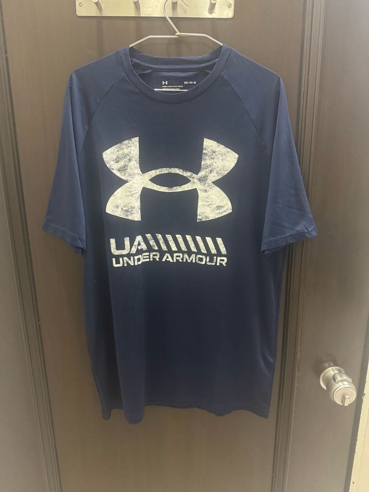 Under Armour Navy Blue T-Shirt