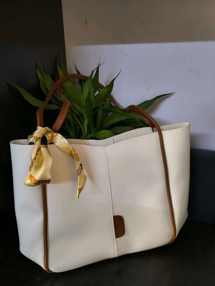 Chic Tote Bag