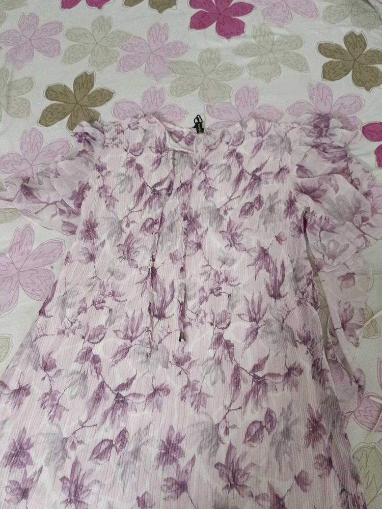 Chic Floral Print Top