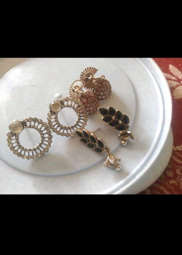 Beautiful Ethnic Earrings Set