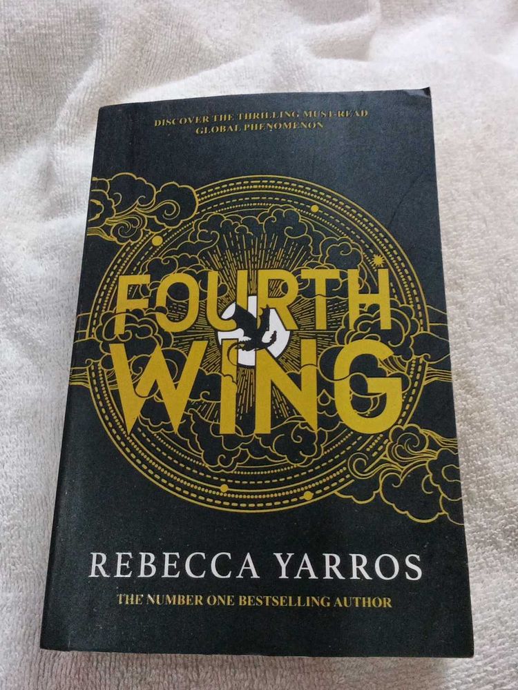 Fourth Wing by Rebecca Yarros