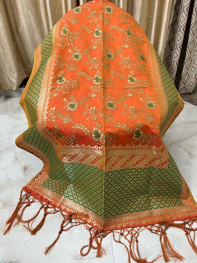 Orange &amp; Green Banarasi Silk Dupatta🧡