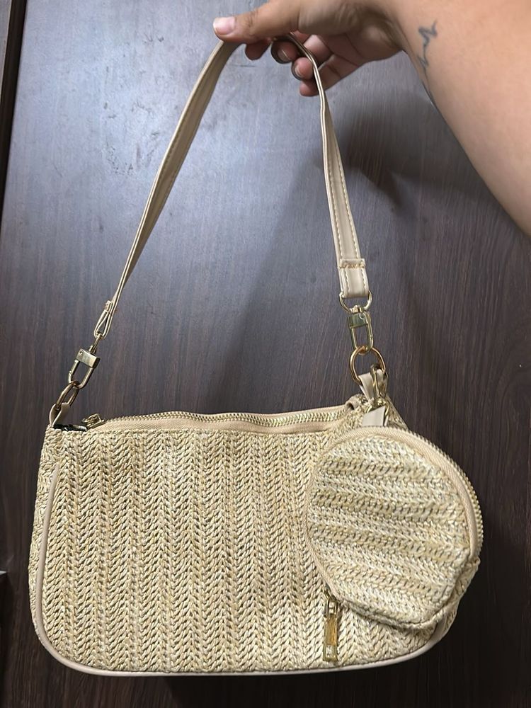Straw Shoulder Bag with Pouch