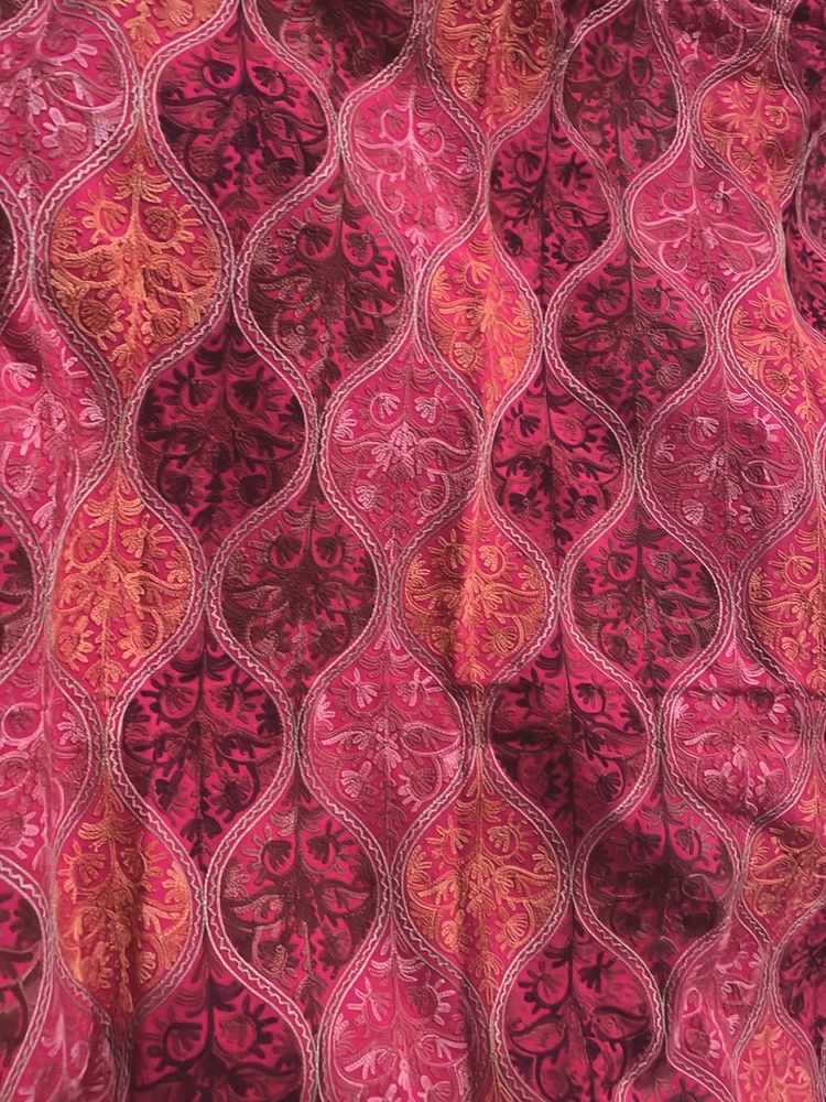 Women’s Kashmiri shawl/