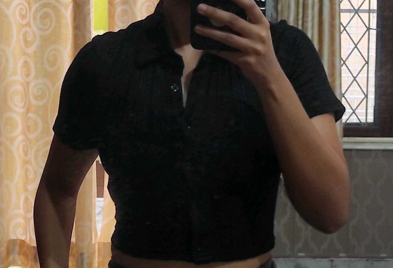 Black Collared Cropped Shirt