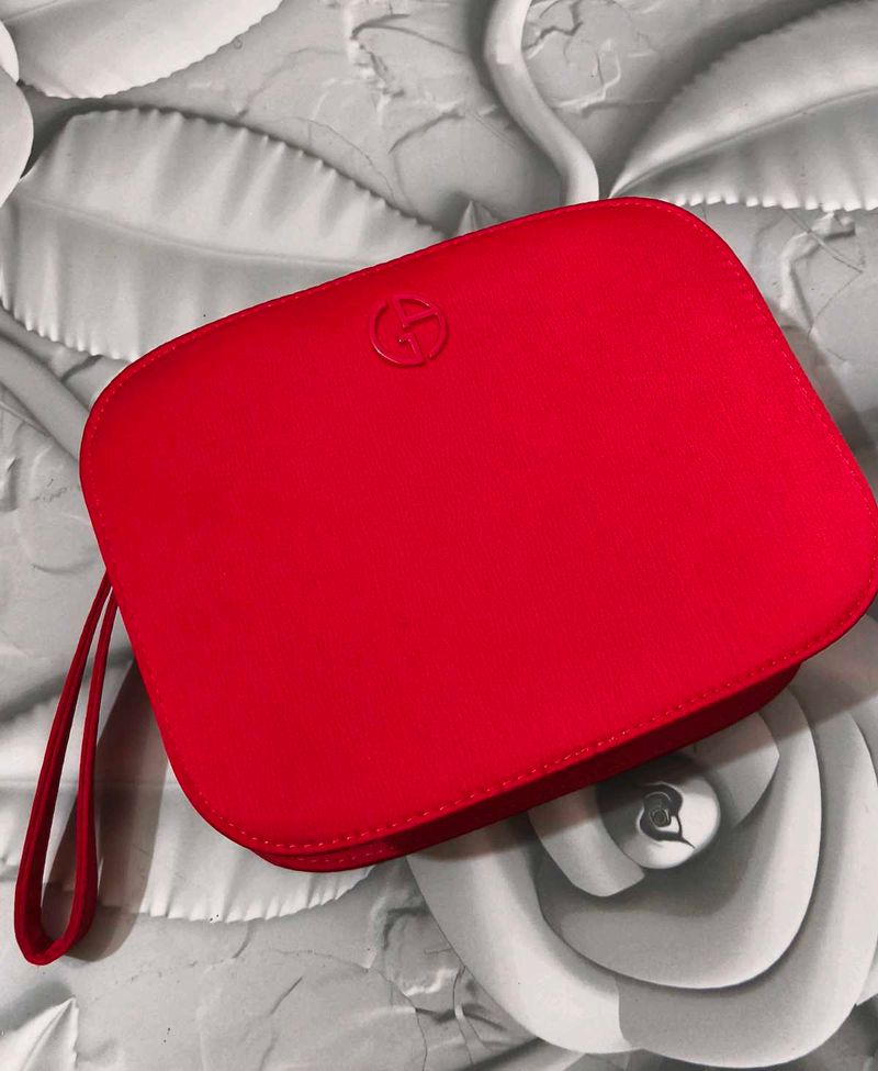 Giorgio Armani Pouch ❤️😍