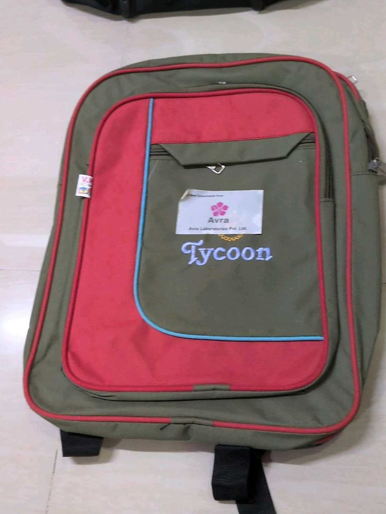 Tycoon Backpack - Red &amp; Green