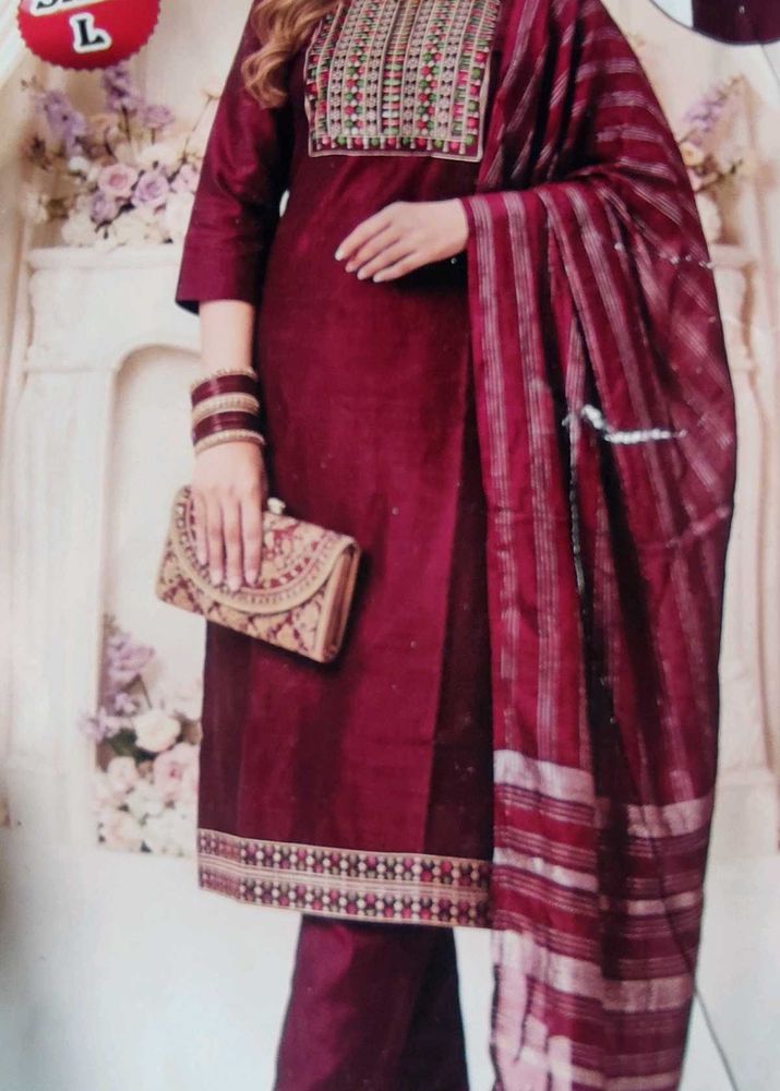 maroon kurta set (size-L)