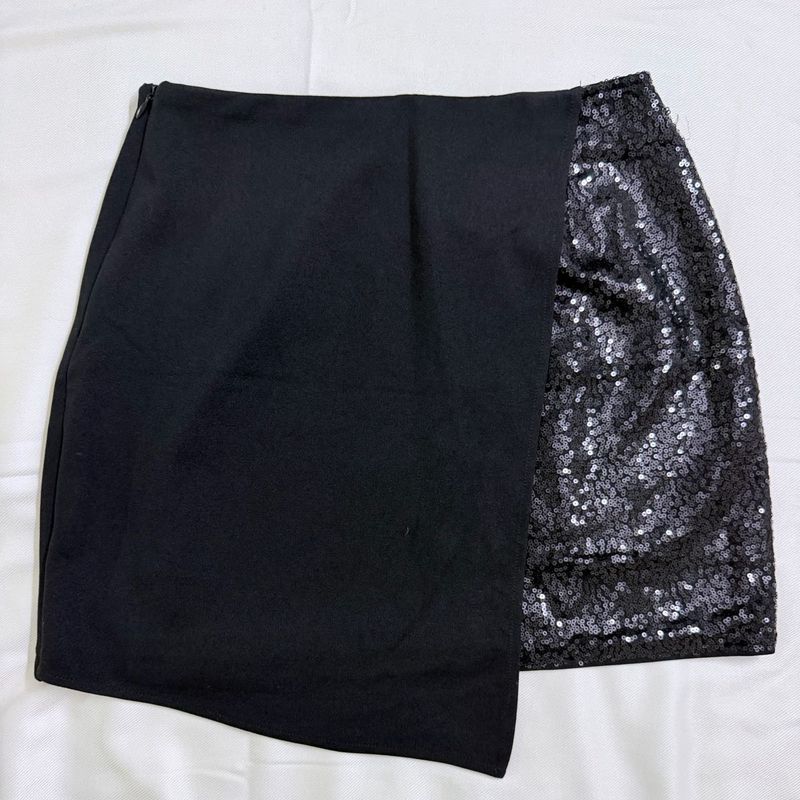 Chic Black Sequin Skirt