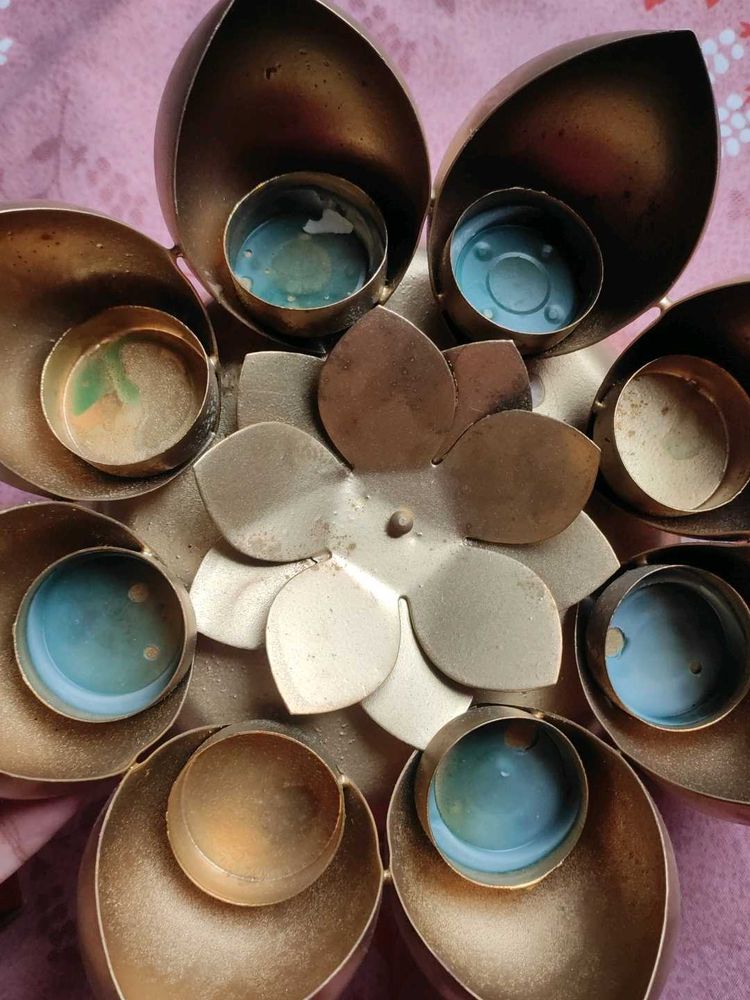 Lotus Design Candle Holder