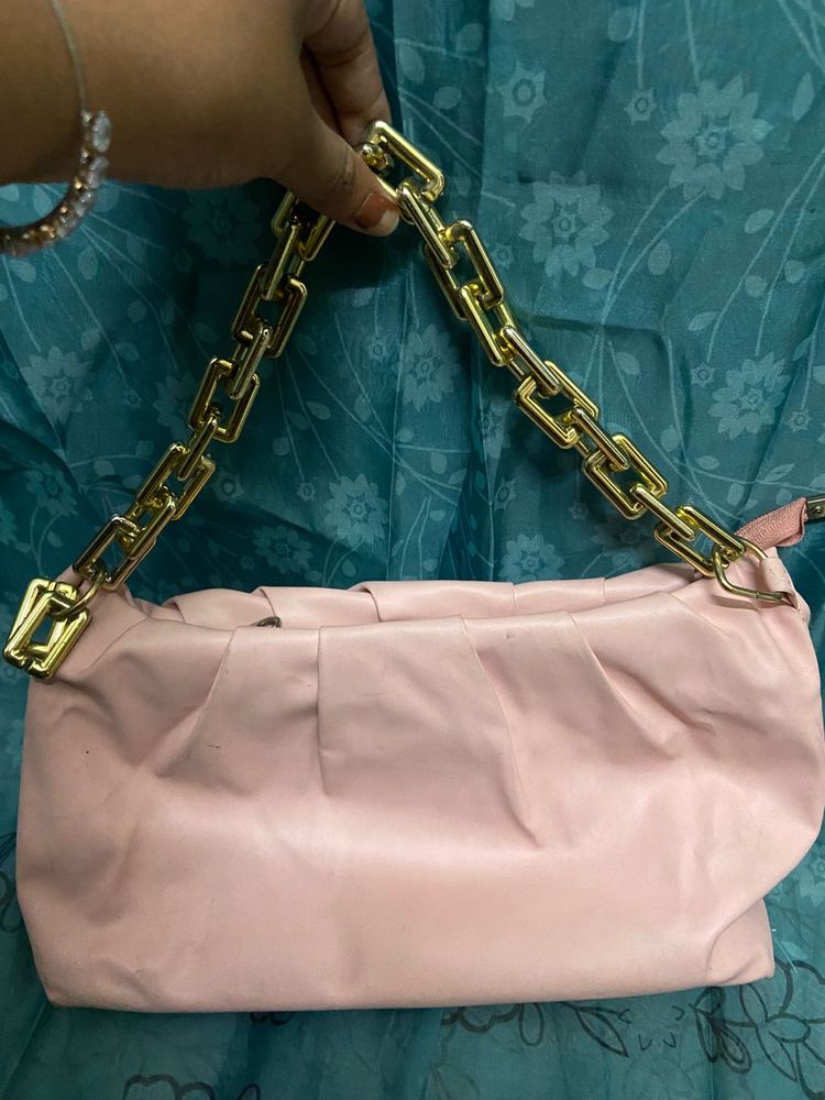 Chic Pink Shoulder Bag with Gold Chain